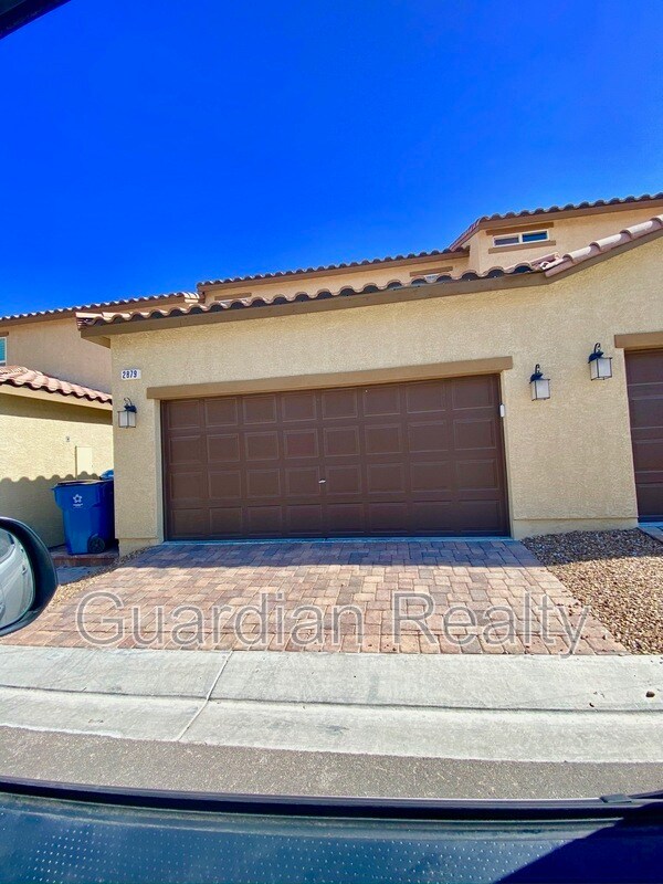 Building Photo - 2879 Cabrillo Terrace St