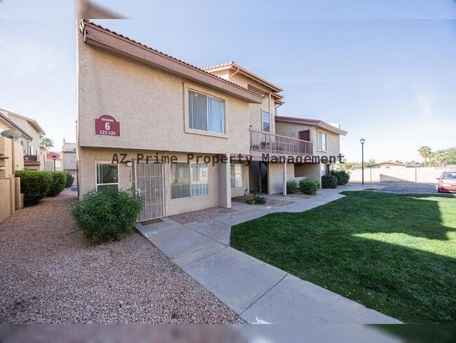 Photo - 4828 W Orangewood Ave House