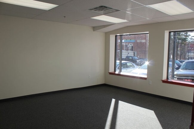 Building Photo - 36 E Central St