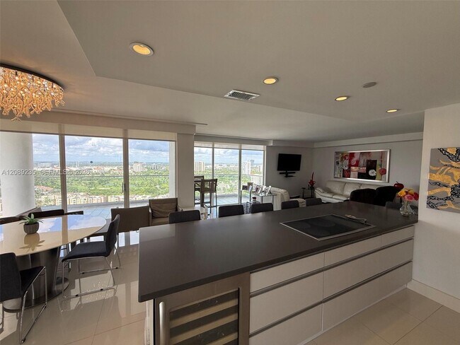 Foto del edificio - 19707 Turnberry Way