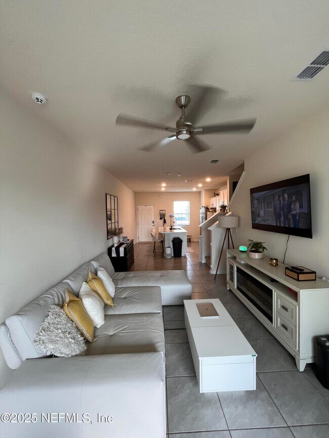 Foto del edificio - 3925 Oak Mill Rd