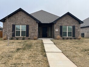 Building Photo - 7307 Vicky St