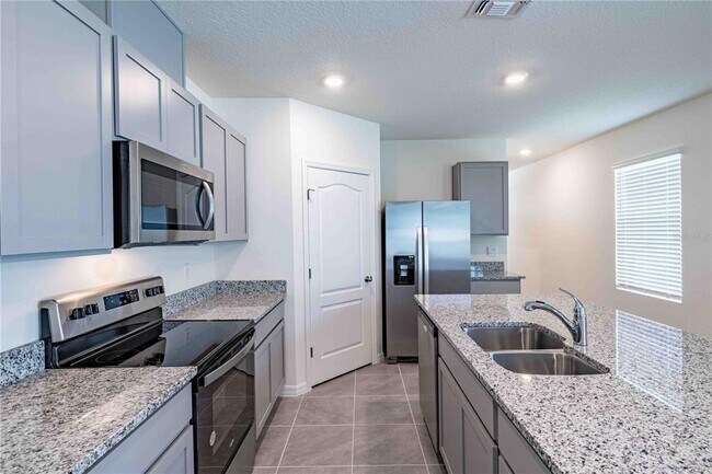 Foto del edificio - 4827 Cranberry Wy