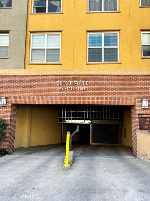 Building Photo - 68 E Bay State St