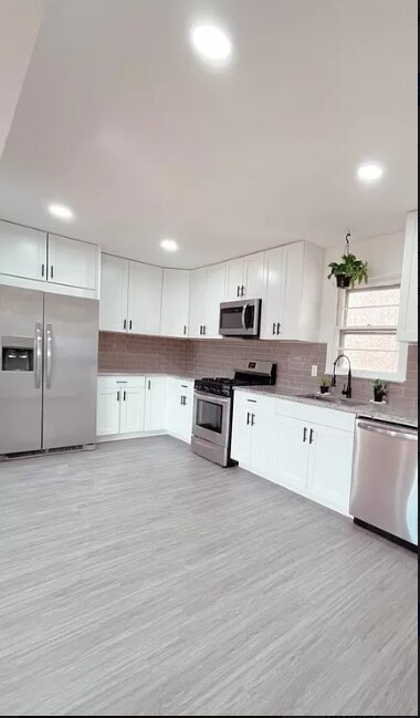 Foto principal - 456 N Walnut St