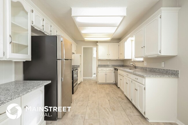 Foto del edificio - 2101 Westridge Dr