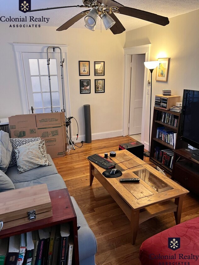 Foto principal - 2572 Massachusetts Ave