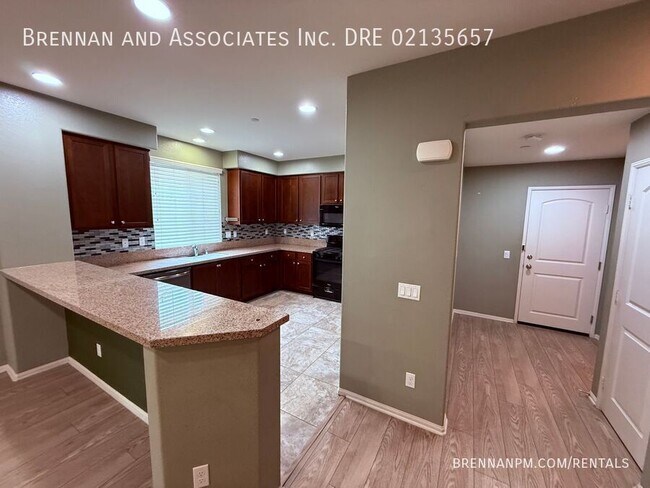 Foto del edificio - 1410 Heron St