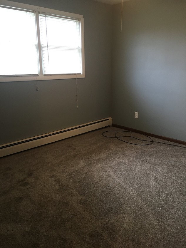 Primary Photo - 120 W Pine St