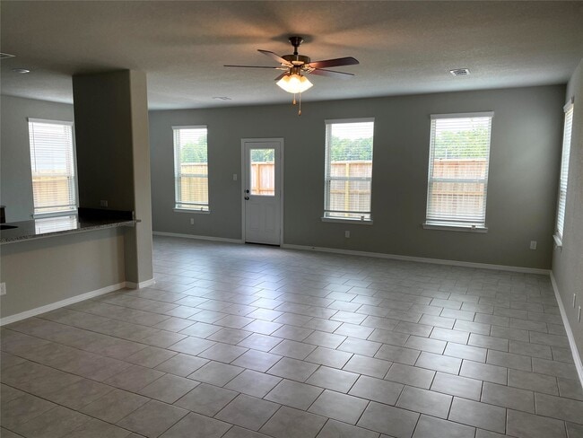 Foto del edificio - 19831 Redbay Fir Ct