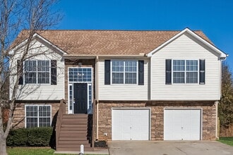 Building Photo - 430 Summer Hill Cir
