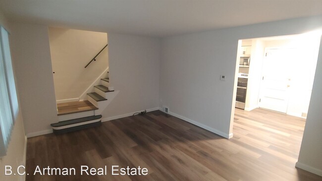 Building Photo - 2 br, 1 bath House - 409 Maytide Street
