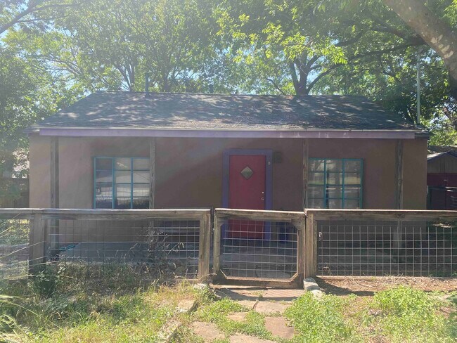 Foto del edificio - 5002 Avenue F