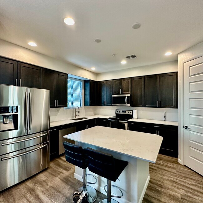 Foto del edificio - 2090 S Dorsey Ln
