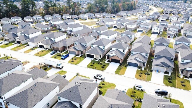 Foto del edificio - 8567 Blueberry Ash St