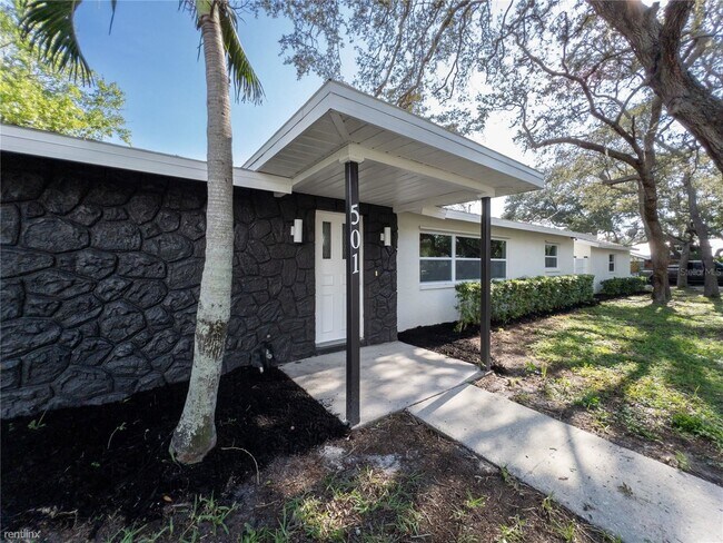Foto del edificio - 4 br, 2 bath House - 501 Ridge Road SW