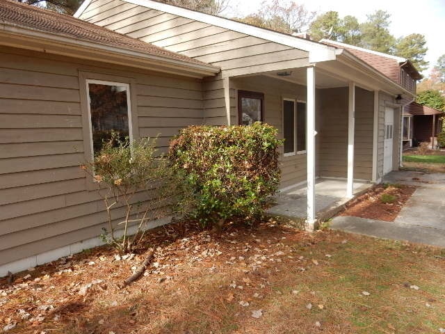 Building Photo - 7 Redcedar Way, Newport News, Va.
