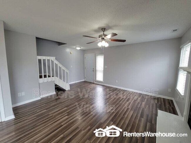 Building Photo - 651 Ridge Cir