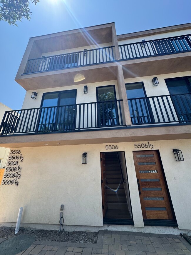Building Photo - 5506 Barton Ave