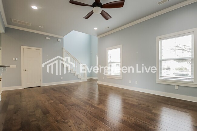 Building Photo - 6510 W Knoll View Way