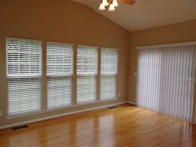 Building Photo - 321 Sassafras Dr