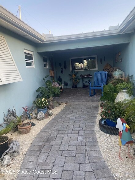 Foto del edificio - 488 Cardinal Dr