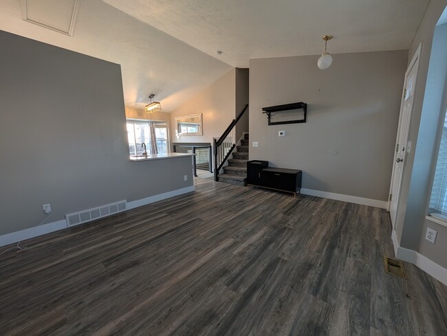 Building Photo - 618 S Jake Garn Blvd