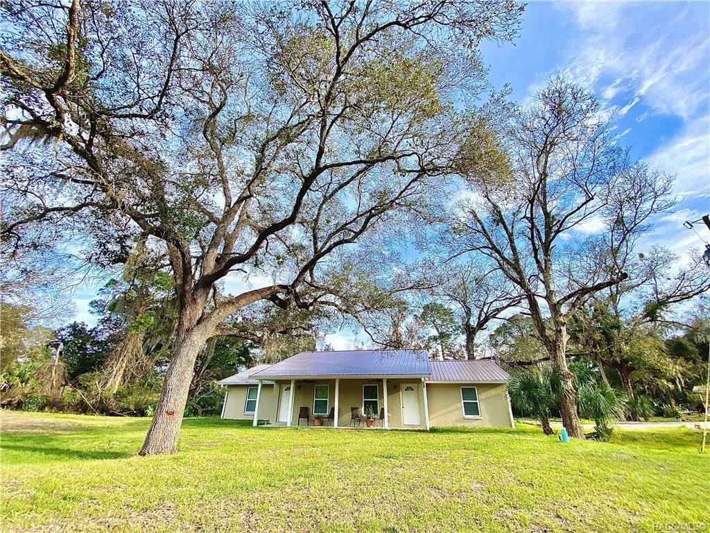 724740 Hwy 40 W, Yankeetown, FL 34498 Townhome Rentals in Yankeetown