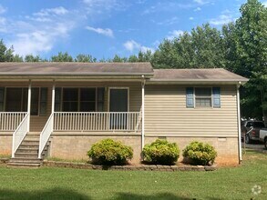 Building Photo - 267 Utility Rd