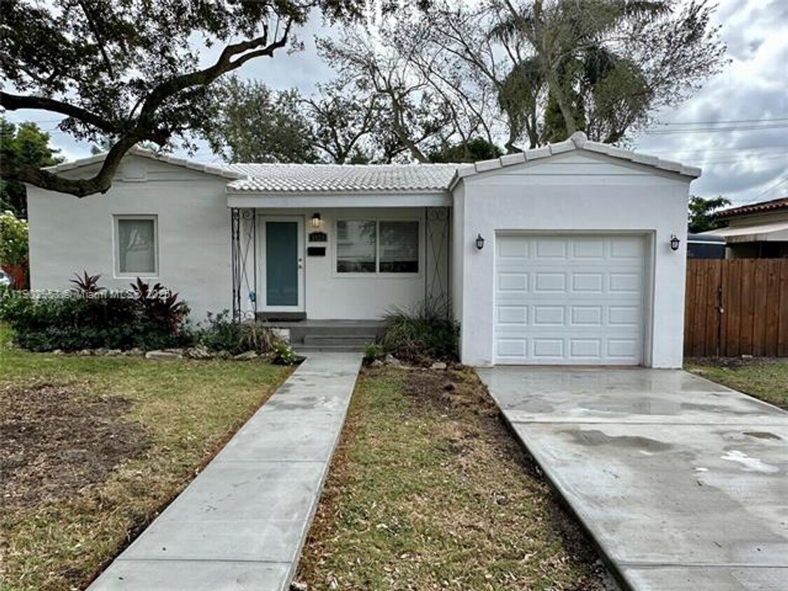 Foto principal - 5924 SW 41st St