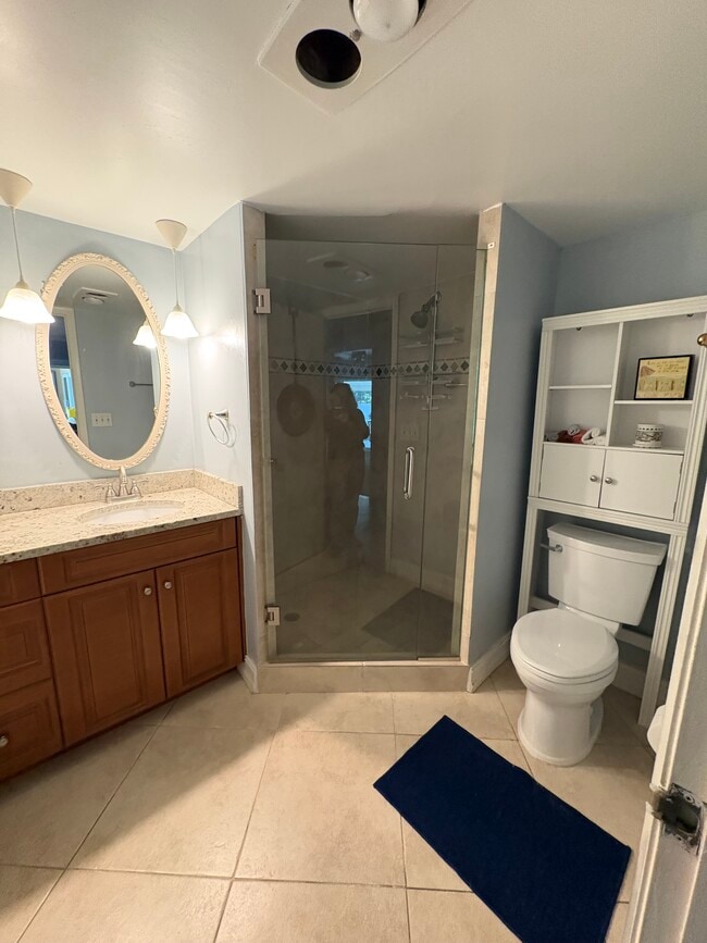 Foto del edificio - 260 Bermuda Rd