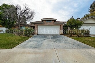 Building Photo - 2911 Colville Ave