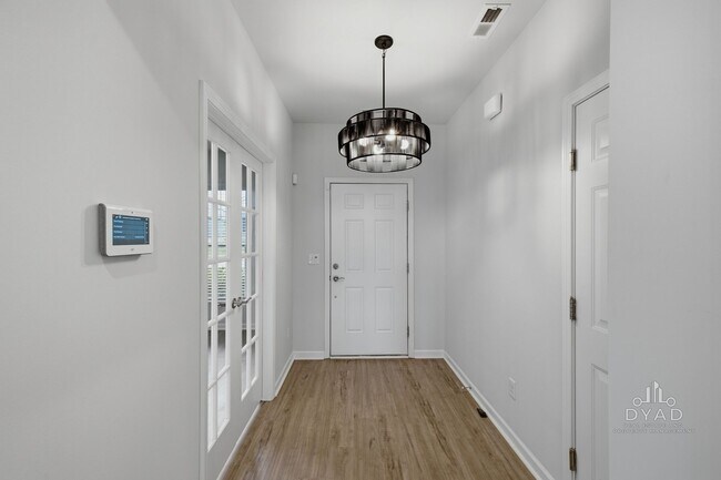 Foto del edificio - 3707 Clementine Ln