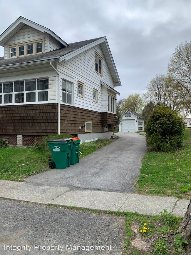 Building Photo - 3 br, 2 bath House - 59 Buckingham Avenue