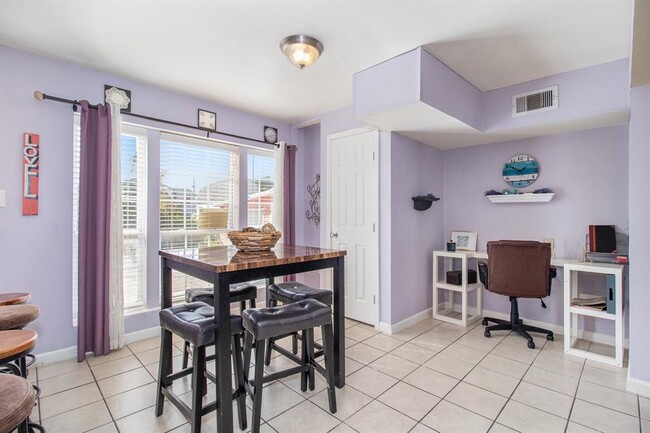 Building Photo - 6116 Avenue Q 1/2