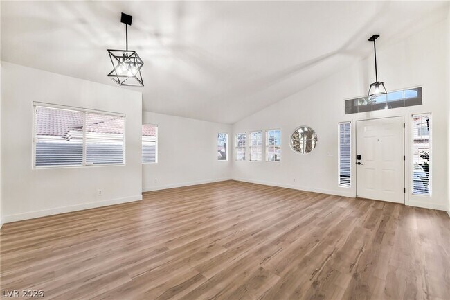 Building Photo - 17 Sandwedge Dr