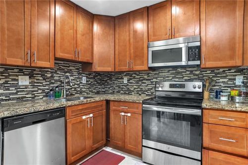 Primary Photo - 3100 NW 46th St