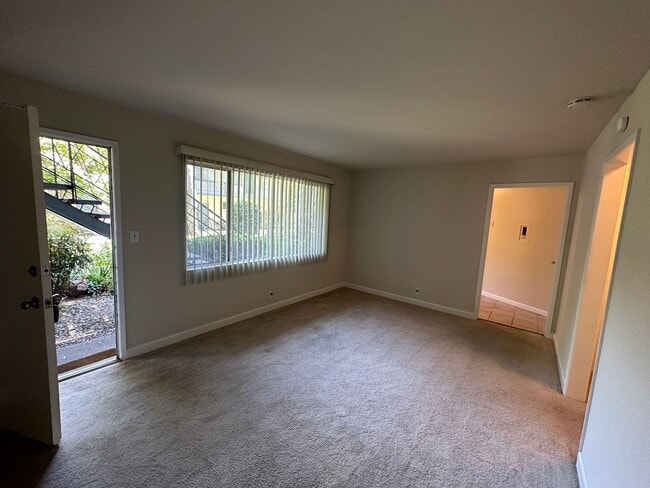 Foto del edificio - 9014 --- CHURCH 31