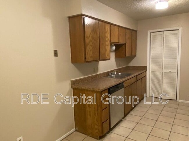 Foto del edificio - 434 NW 23rd St