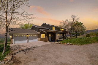 Building Photo - 8410 S 890 E
