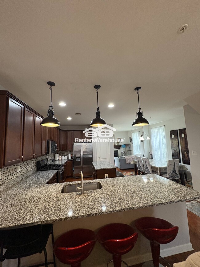 Building Photo - 6274 McKay Cir