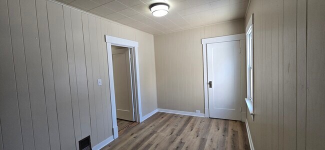 Foto del edificio - 2802 Forest Ave