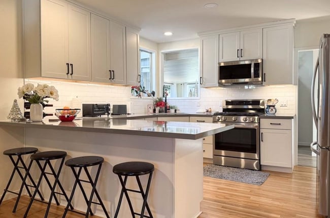 Building Photo - 351 Ramona Dr