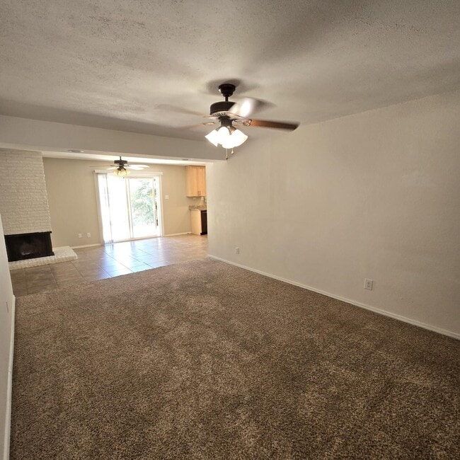 Foto del edificio - 11600 Atlantic City Ave NE