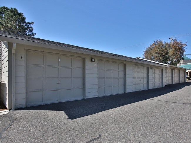 Building Photo - 7246 SW Garden Home Rd