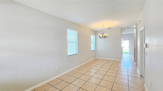 Building Photo - 10789 Savannah Landing Cir