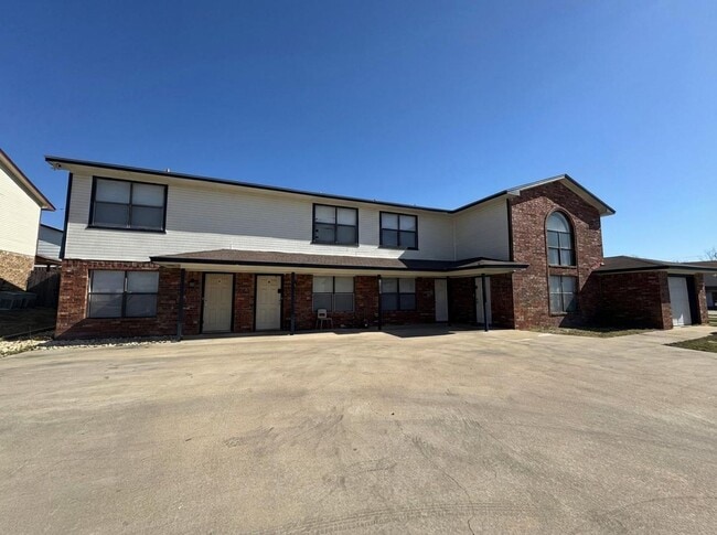 Building Photo - 1203 Monroe Loop