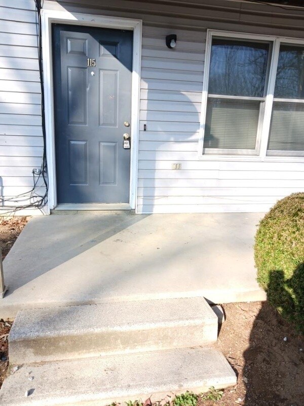 Primary Photo - 115 Carlton Dr