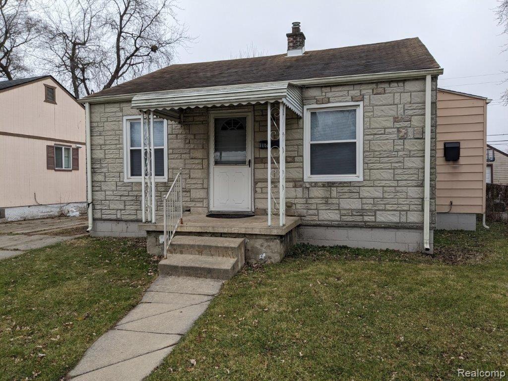 118 E Rowland Ave, Madison Heights, MI 48071 House Rental in Madison Heights, MI
