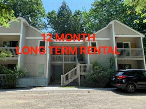 Building Photo - 329 Old Lake Shore Rd